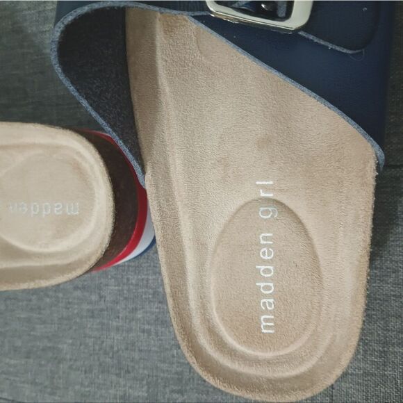 Madden Girl Sandal Slip on. SZ 8M - Picture 4 of 8